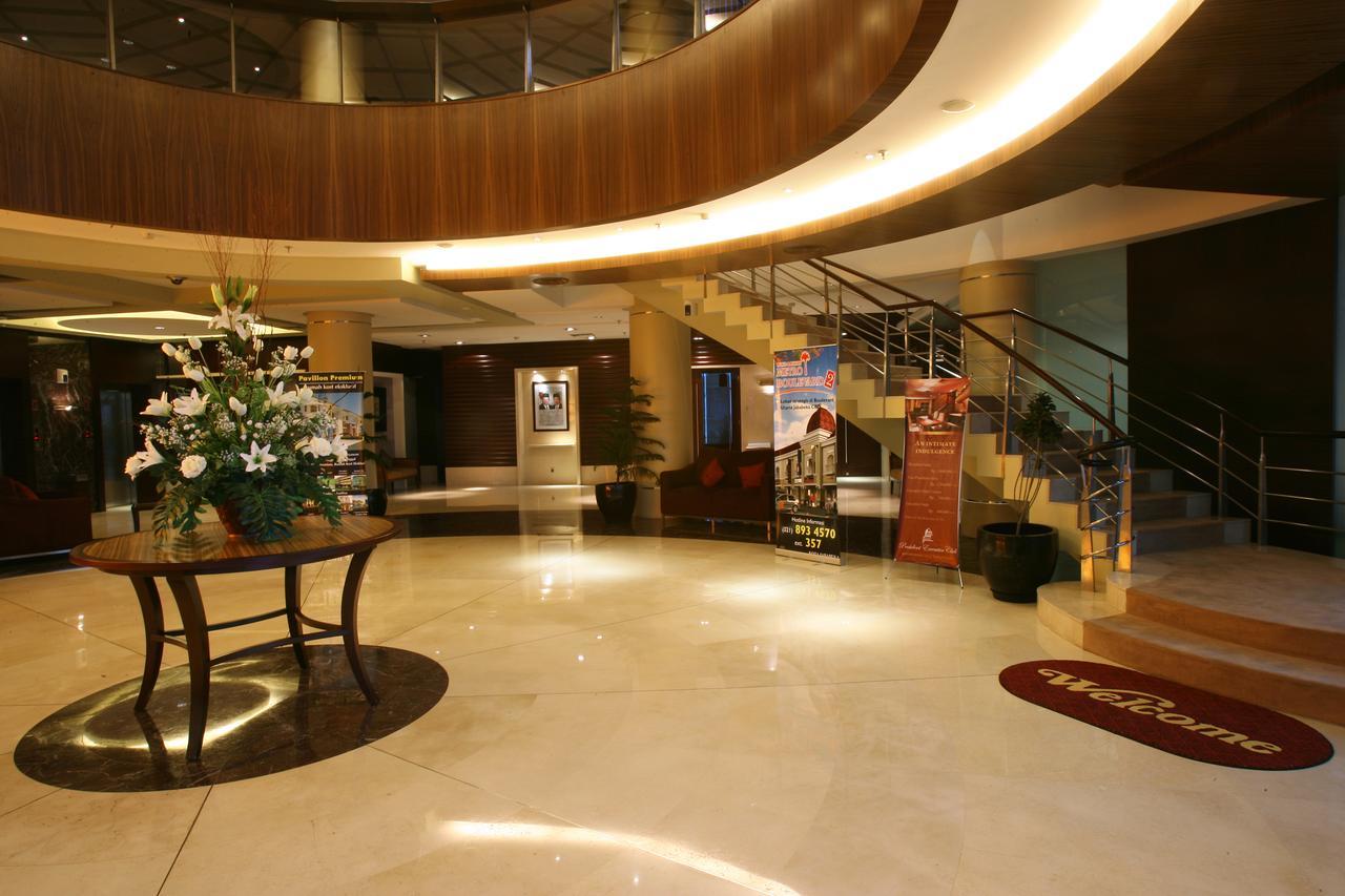 Готель President Executive Club Чікаранґ Екстер'єр фото